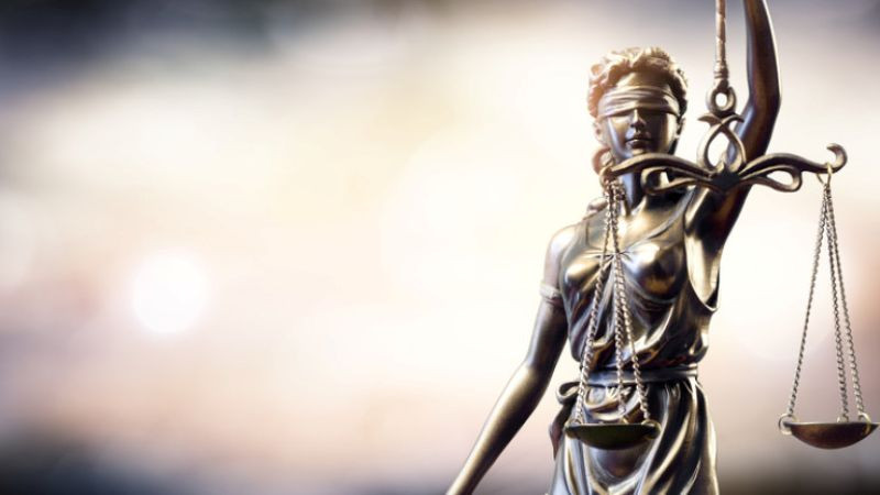 Оставиха зад решетките двамата полицаи, обвинени за смъртта на арестант в Казанлък